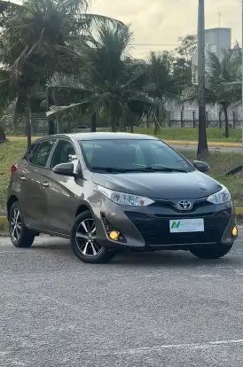 TOYOTA-YARIS-2019