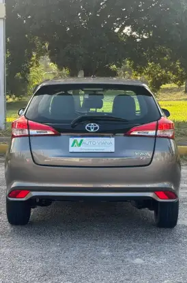 TOYOTA-YARIS-2019