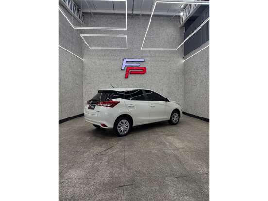 TOYOTA-YARIS-2020