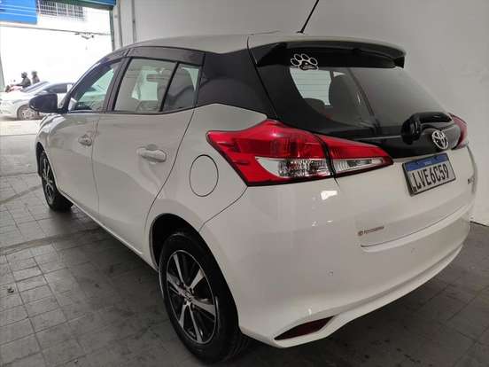 TOYOTA-YARIS-1.3 16V FLEX XL LIVE MULTIDRIVE TOYOTA-YARIS-2019