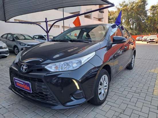 TOYOTA-YARIS-2024