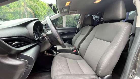 TOYOTA-YARIS-2024