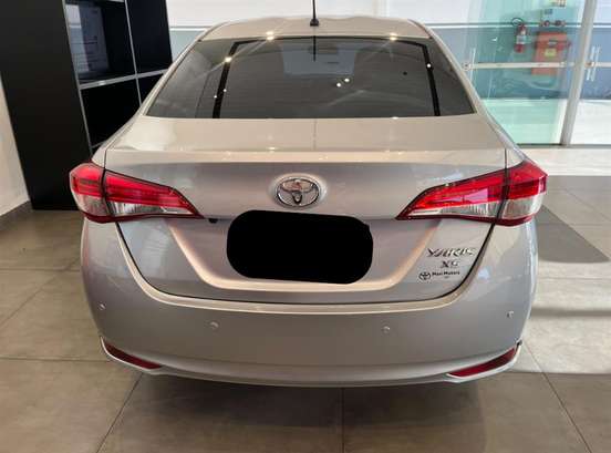 TOYOTA-YARIS-2024