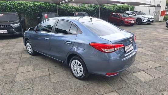 TOYOTA-YARIS-2023