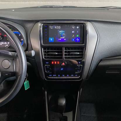 TOYOTA-YARIS-2024