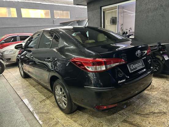 TOYOTA-YARIS-1.5 16V FLEX SEDAN XL PLUS CONNECT MULTIDRIVE TOYOTA-YARIS-2021