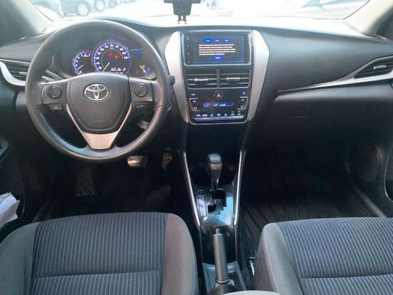 TOYOTA-YARIS-2018