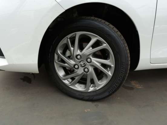 TOYOTA-YARIS-1.5 16V FLEX SEDAN XS MULTIDRIVE TOYOTA-YARIS-2024