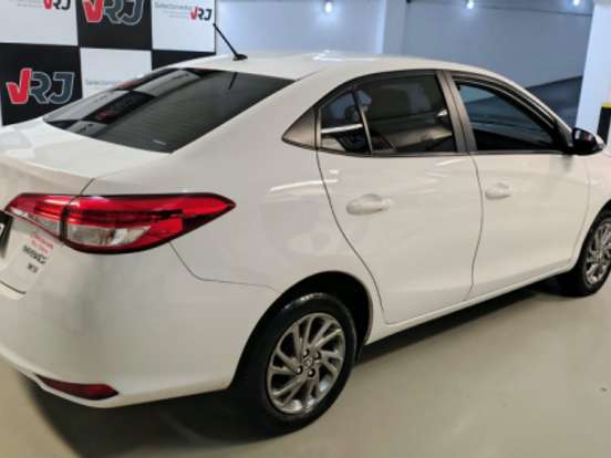 TOYOTA-YARIS-1.5 16V FLEX SEDAN XS MULTIDRIVE TOYOTA-YARIS-2024
