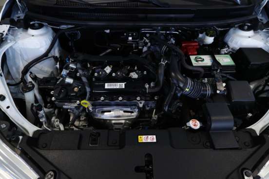 TOYOTA-YARIS-2024