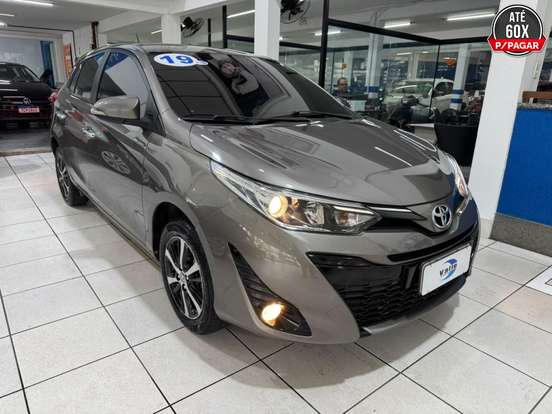 TOYOTA-YARIS-1.5 16V FLEX XLS MULTIDRIVE TOYOTA-YARIS-2018