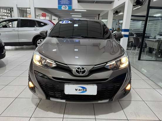 TOYOTA-YARIS-1.5 16V FLEX XLS MULTIDRIVE TOYOTA-YARIS-2018
