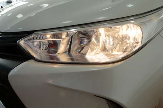 TOYOTA-YARIS-2024