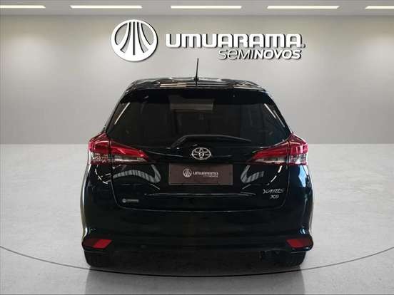 TOYOTA-YARIS-2024