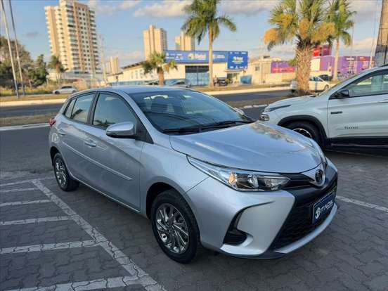 TOYOTA-YARIS-1.5 16V FLEX XS MULTIDRIVE TOYOTA-YARIS-2023