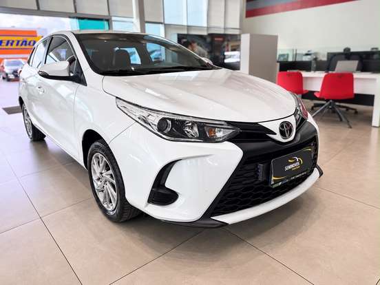 TOYOTA-YARIS-1.5 16V FLEX XS MULTIDRIVE TOYOTA-YARIS-2023