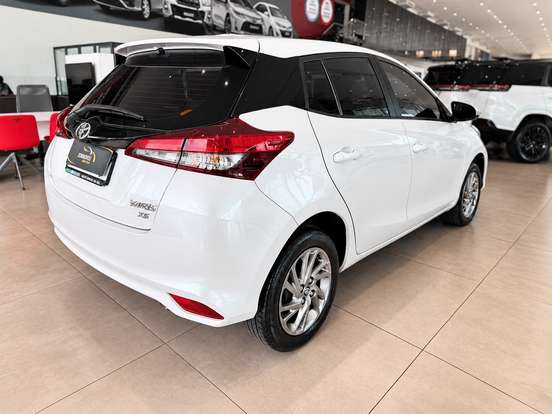 TOYOTA-YARIS-1.5 16V FLEX XS MULTIDRIVE TOYOTA-YARIS-2023