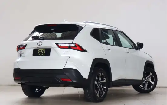 TOYOTA-YARIS CROSS-2026
