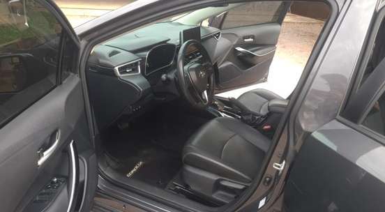 TOYOTA-COROLLA-2024