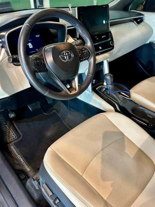 TOYOTA-COROLLA CROSS-2024