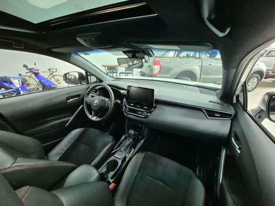 TOYOTA-COROLLA CROSS-2023