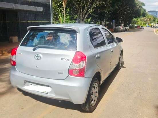 TOYOTA-ETIOS-1.3 X 16V FLEX 4P MANUAL TOYOTA-ETIOS-2015