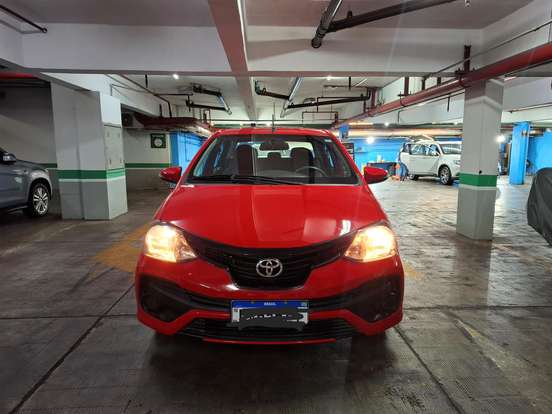 TOYOTA-ETIOS-2018