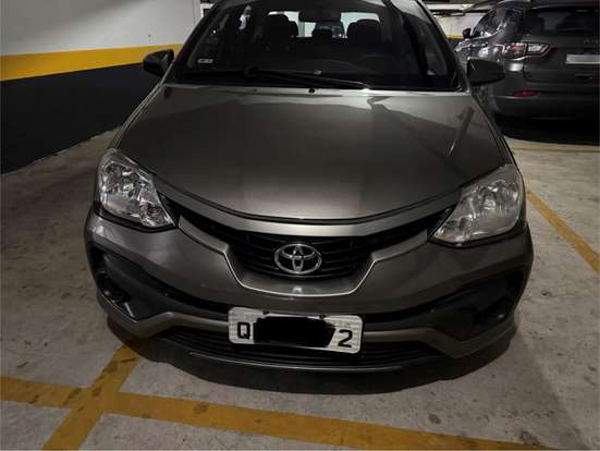 TOYOTA-ETIOS-2017