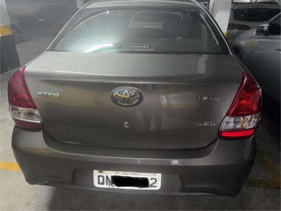 TOYOTA-ETIOS-1.5 XS SEDAN 16V FLEX 4P AUTOMÁTICO TOYOTA-ETIOS-2017