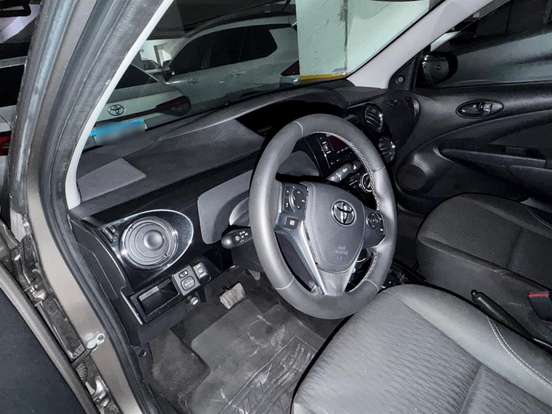 TOYOTA-ETIOS-1.5 XS SEDAN 16V FLEX 4P AUTOMÁTICO TOYOTA-ETIOS-2017