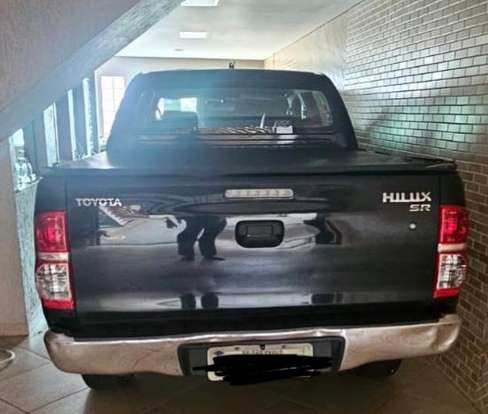 TOYOTA-HILUX-2012
