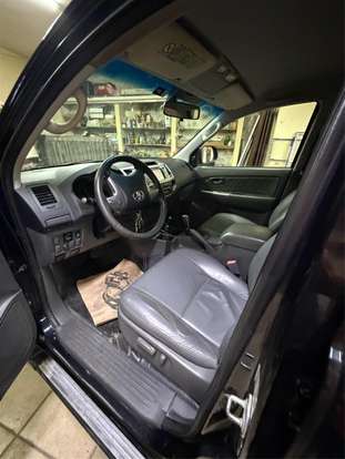 TOYOTA-HILUX-2014
