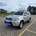 TOYOTA HILUX SW4 3.0 SRV 4X4 7 LUGARES 16V TURBO INTERCOOLER DIESEL 4P AUTOMÁTICO TOYOTA HILUX SW4 3.0 SRV 4X4 7 LUGARES 16V TURBO INTERCOOLER DIESEL 4P AUTOMÁTICO