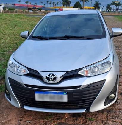 TOYOTA YARIS 1.5 16V FLEX SEDAN XL LIVE MULTIDRIVE