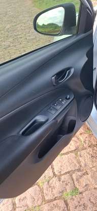 TOYOTA-YARIS-2020