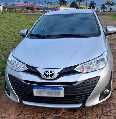 TOYOTA-YARIS-2020