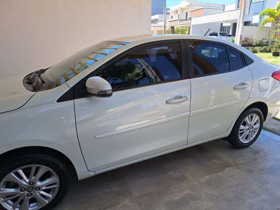 TOYOTA-YARIS-1.5 16V FLEX SEDAN XL MULTIDRIVE TOYOTA-YARIS-2019