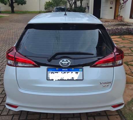 TOYOTA-YARIS-2024