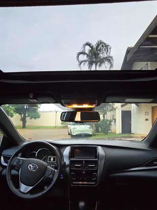 TOYOTA-YARIS-2024