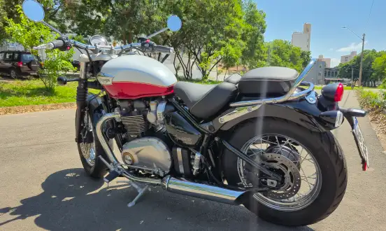 TRIUMPH-BONNEVILLE SPEEDMASTER-2024