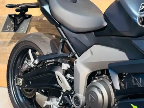 TRIUMPH-DAYTONA 660 TRIUMPH-DAYTONA 660-2025