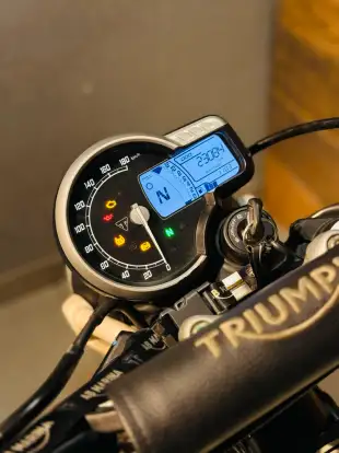 TRIUMPH-SCRAMBLER 400 X-2024