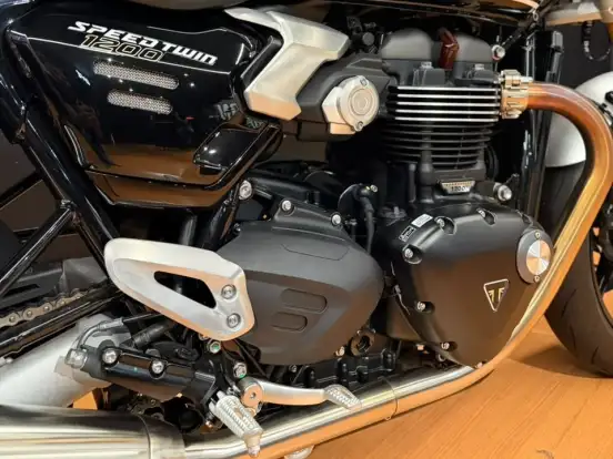 TRIUMPH-SPEED TWIN RS TRIUMPH-SPEED TWIN RS-2025