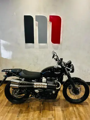 TRIUMPH STREET SCRAMBLER 
