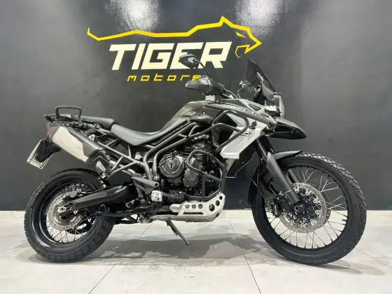 TRIUMPH TIGER 800 XCA 