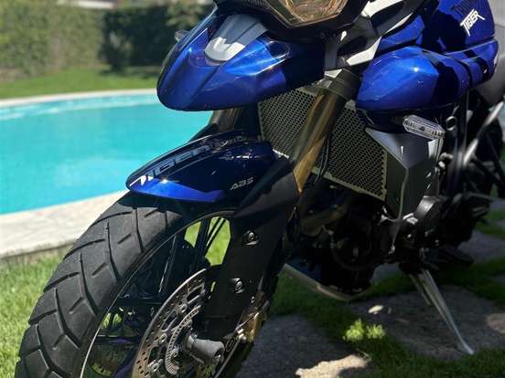 TRIUMPH-TIGER 800 ABS TRIUMPH-TIGER 800 ABS-2014