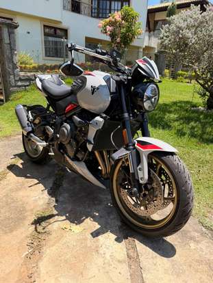 TRIUMPH-TRIDENT 800-2026