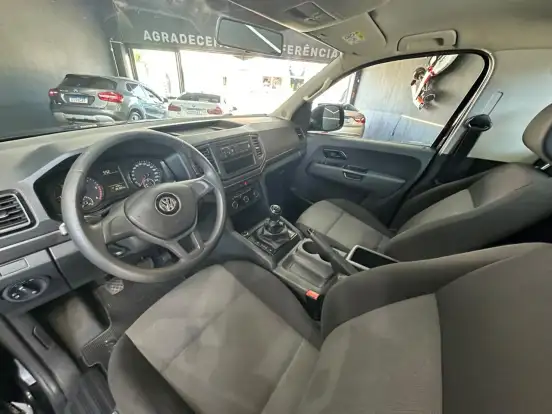 VOLKSWAGEN-AMAROK-2019