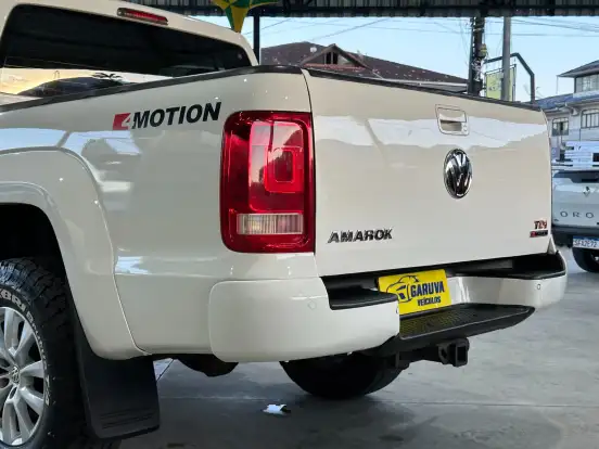VOLKSWAGEN-AMAROK-2018
