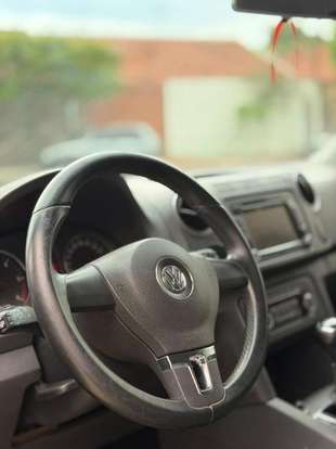 VOLKSWAGEN-AMAROK-2010